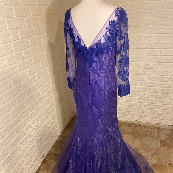 NWT VM Collection by Mori Lee Floral Lace Overlay 3/4 Sleeve Formal Gown, 10 - Picture 2 of 11